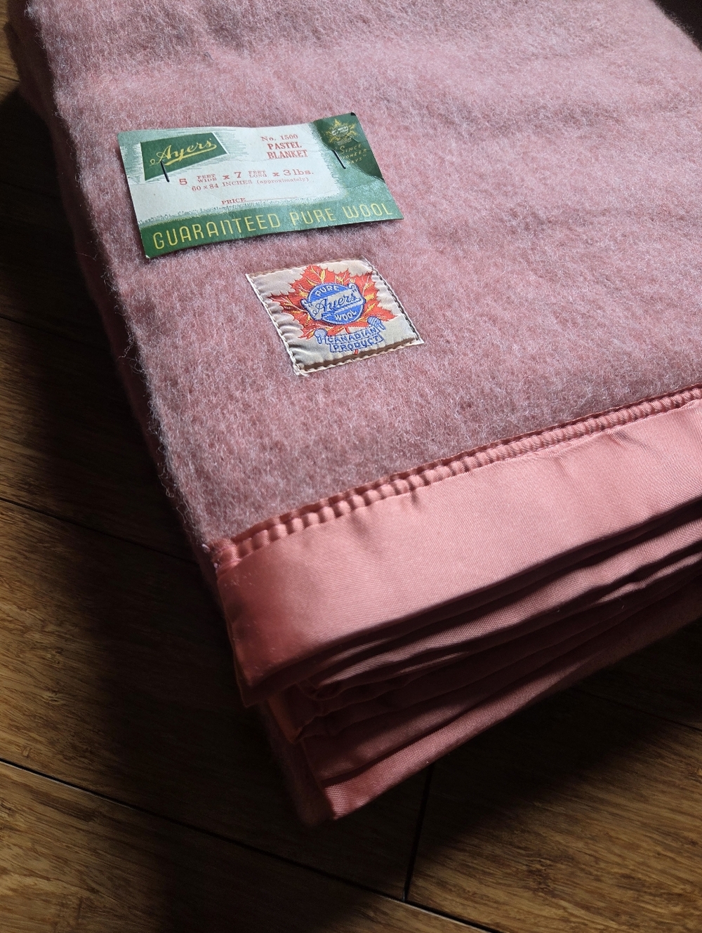 Vintage Ayers Pure Wool Blanket Pink Satin Trim NWT Tag Heirloom Canada 60"x84"
